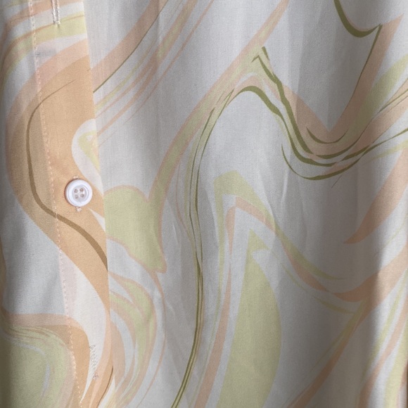 Vintage style oversized button down - Picture 3 of 3